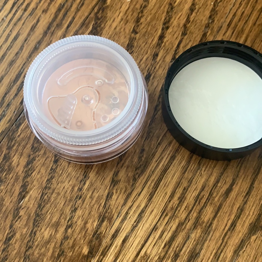 💗NEW💗 mineral veil powder bare minerals - Picture 3 of 4